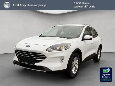Używany Ford Kuga Titanium 224 KM (164 kW) 2022 Biały SUV