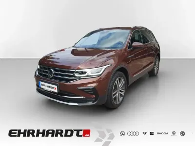 Gebraucht VW Tiguan Elegance 200 PS (147 kW) 2021 Braun SUV