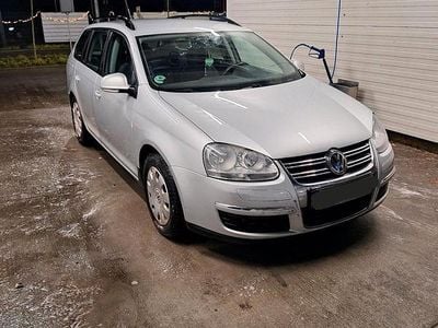 Gebraucht VW Golf V Comfortline 105 PS (77 kW) 2008 Kombi