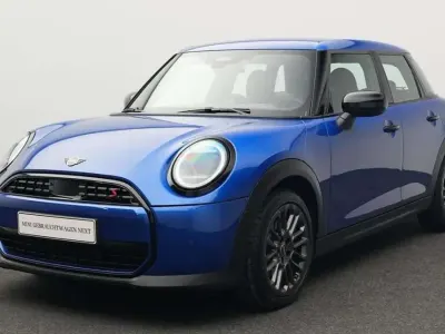 Gebraucht Mini Cooper S Classic 204 PS (150 kW) 2025 Blau Kleinwagen