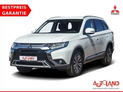 Używany Mitsubishi Outlander Diamant Edition 150 KM (110 kW) 2020 Biały SUV