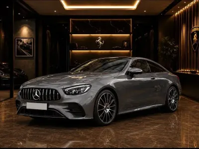 Gebraucht Mercedes 220 AMG 194 PS (142 kW) 2023 Grau