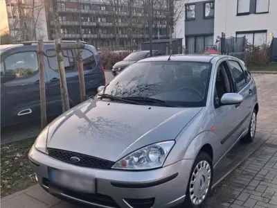Brugt Ford Focus 75 HK (55 kW) 2003 Sølv Hatchback
