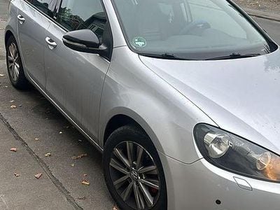 Gebraucht VW Golf VI 105 PS (77 kW) 2011 Grau Kleinwagen