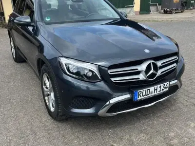 Gebraucht Mercedes GLC250 204 PS (150 kW) 2015 Grau SUV