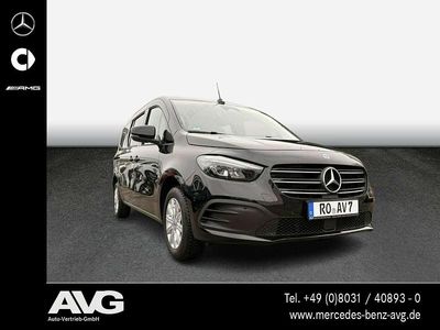 Gebraucht Mercedes T180 Progressive 131 PS (96 kW) 2026 Loparitschwarz Van / Kleinbus