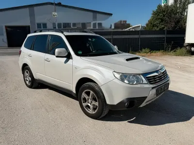 Gebraucht Subaru Forester 147 PS (108 kW) 2012 Weiß SUV
