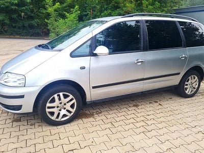 Gebraucht VW Sharan 140 PS (102 kW) 2007 Silber Van / Kleinbus