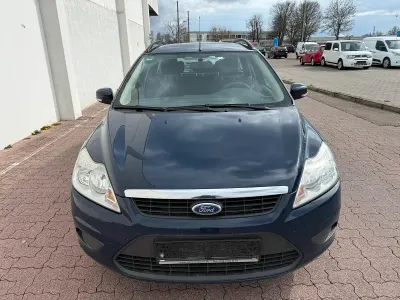 Używany Ford Focus 105 KM (77 kW) 2008 Niebieski Kombi