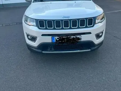 Gebraucht Jeep Compass Limited 140 PS (102 kW) 2018 Weiß SUV