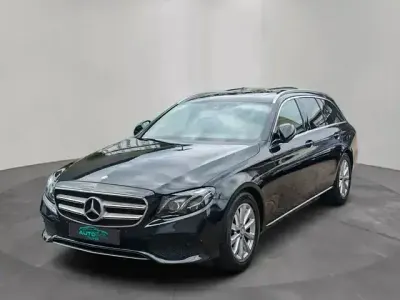 Gebraucht Mercedes E220 Avantgarde 194 PS (142 kW) 2017 Schwarz Limousine