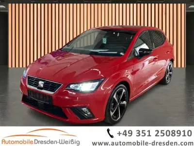 Używany Seat Ibiza FR 116 KM (85 kW) 2024 Czerwony Sedan/Limuzyna