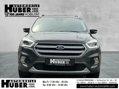 Używany Ford Kuga Titanium 242 KM (177 kW) 2018 Szary SUV