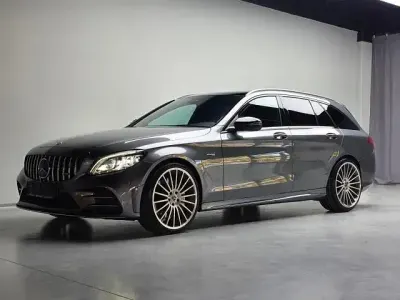 Używany Mercedes C43 AMG AMG 390 KM (286 kW) 2019 Szary Sedan/Limuzyna
