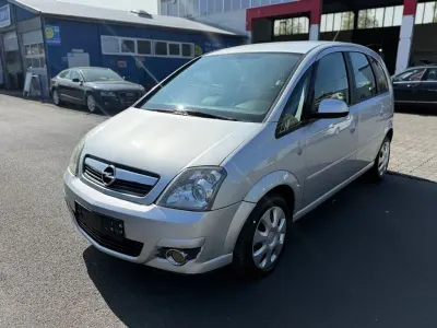 Usata Opel Meriva Innovation 105 CV (77 kW) 2009 Argento Monovolume