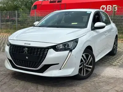 Gebraucht Peugeot 208 Allure 101 PS (74 kW) 2020 Weiß Kleinwagen