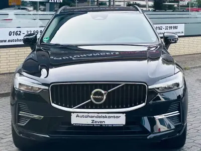 Gebraucht Volvo XC60 Core 197 PS (144 kW) 2023 Schwarz SUV