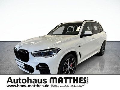 Weiss Gebraucht 2022 BMW X5 M Sport SUV | 62.950 € (Fairer Preis)