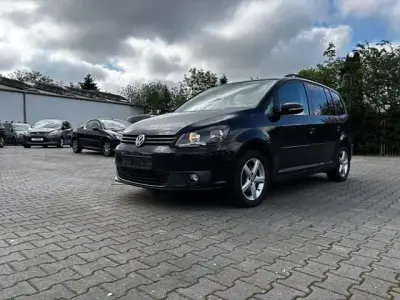 Gebraucht VW Touran Comfortline 105 PS (77 kW) 2011 Schwarz Van / Kleinbus