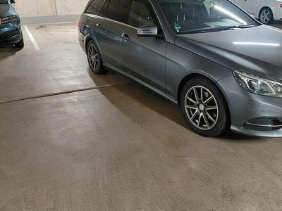 Second-hand Mercedes E220 Edition 136 CP (100 kW) 2016 Gri Break