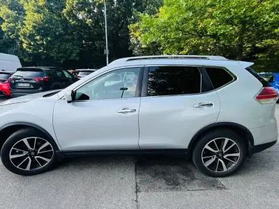 Gebraucht Nissan X-Trail Tekna 163 PS (119 kW) 2017 Silber SUV