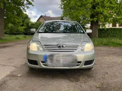 Używany Toyota Corolla 110 KM (80 kW) 2005 Sedan/Limuzyna