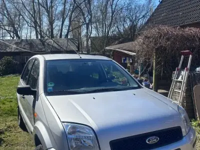 Gebraucht Ford Fusion 80 PS (58 kW) 2004 Silber Kleinwagen