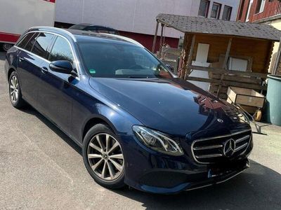 Mercedes E200