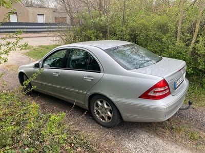 Mercedes C180