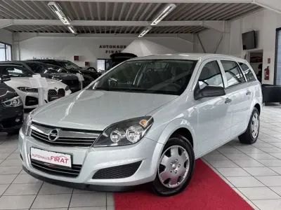 Gebraucht Opel Astra 116 PS (85 kW) 2009 Silber Kombi