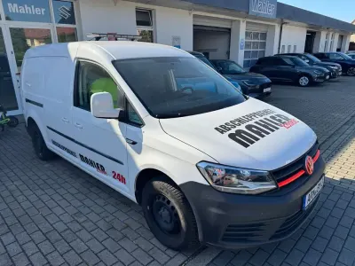 Gebraucht VW Caddy Maxi Trendline 102 PS (75 kW) 2017 Weiß Van / Kleinbus