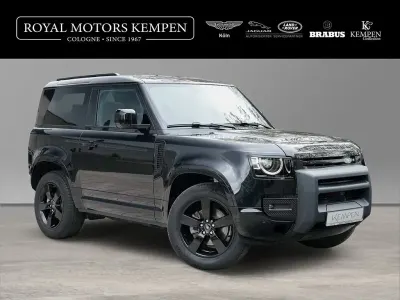 Gebraucht Land Rover Defender HSE Dynamic 249 PS (183 kW) 2022 Santorini black SUV