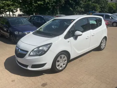 Gebraucht Opel Meriva Edition 101 PS (74 kW) 2014 Weiß Van / Kleinbus