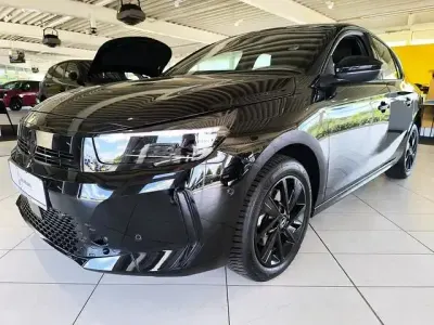Usata Opel Corsa 101 CV (74 kW) 2024 Nero Berlina