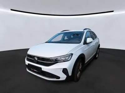 Używany VW Taigo IQ Drive 95 KM (69 kW) 2022 Biały SUV