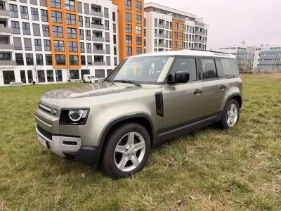 Gebraucht Land Rover Defender First Edition 241 PS (177 kW) 2020 Grün SUV