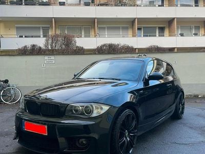 Schwarz Gebraucht 2009 BMW 118 Kleinwagen | 7.500 € (Teuer)