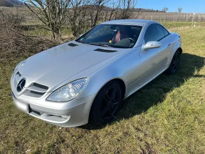 Usata Mercedes SLK200 163 CV (119 kW) 2005 Argento Cabrio