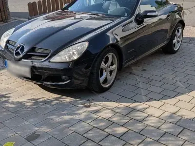 Usata Mercedes SLK200 163 CV (119 kW) 2004 Nero Cabrio