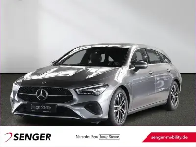 Gebraucht Mercedes CLA200 Shooting Brake 163 PS (119 kW) 2025 lack mountaingrau Kombi
