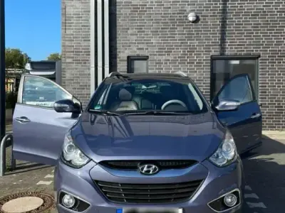 Gebraucht Hyundai ix35 184 PS (135 kW) 2011 Blau SUV