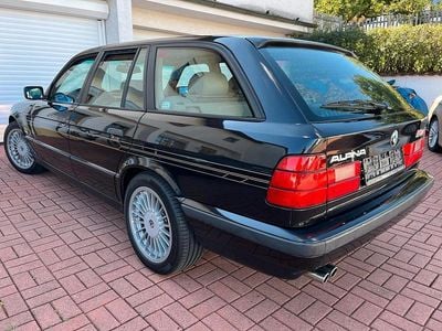 Usata BMW 525 Basis 231 CV (169 kW) 1994 Nero Station wagon