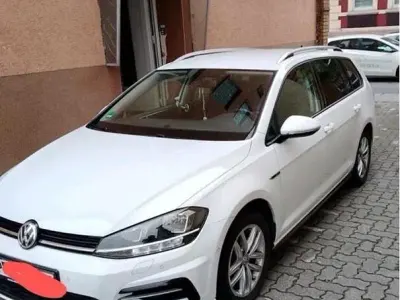 Gebraucht VW Golf VII R-line 150 PS (110 kW) 2019 Weiß Kombi