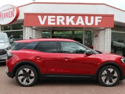 Käytetty Ford Explorer Premium 250 kW (340 HP) 2025 Punainen Katumaasturi