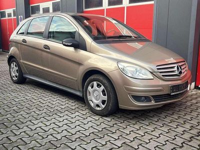 Gebraucht Mercedes B170 116 PS (85 kW) 2005 Gold Van / Kleinbus