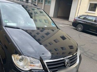 gebraucht VW Touran in gute Zustand