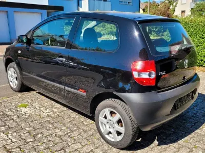 Gebraucht VW Fox Edition 54 PS (39 kW) 2007 Schwarz Kleinwagen