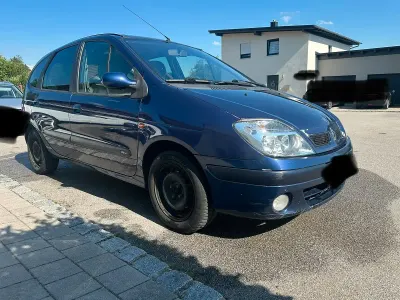 Gebraucht Renault Scenic E-Tech 107 PS (78 kW) 2003 Blau Kombi