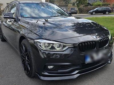 Gebraucht BMW 320 Sport Line 190 PS (139 kW) 2018 Schwarz Kombi