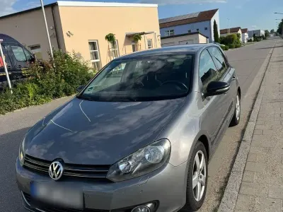 Gebraucht VW Golf VII Comfortline 105 PS (77 kW) 2012 Schwarz Limousine